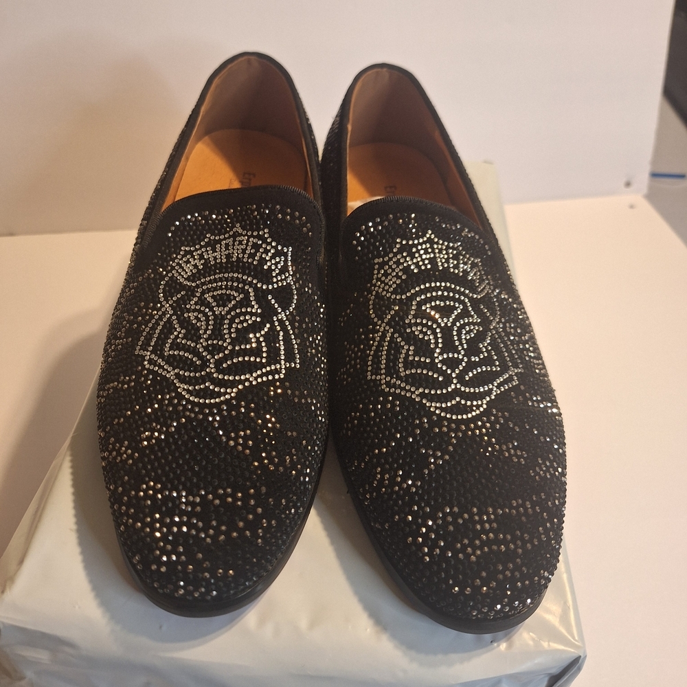 New Erphpre Paul Designed In Paris  Black Embellished Men Loafers. Size US 7
